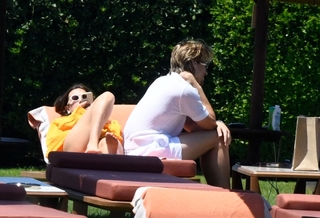 Millie Bobby Brown feet photo thumbnail