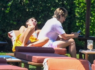 Millie Bobby Brown feet photo thumbnail