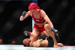 Michelle Waterson feet photo thumbnail