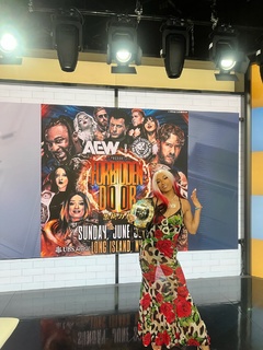 Sasha Banks feet photo thumbnail