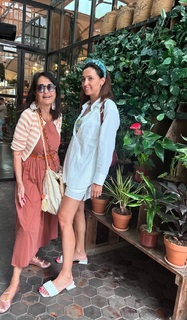 Caterina Balivo feet photo thumbnail