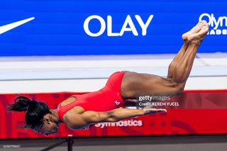 Simone Biles feet photo thumbnail