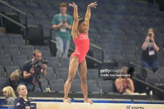 Simone Biles feet photo thumbnail