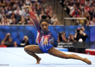 Simone Biles feet photo thumbnail