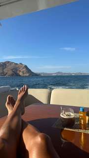 Karrueche Tran feet photo thumbnail