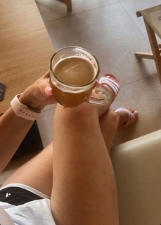 Daniela Katzenberger feet photo thumbnail