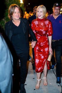 Nicole Kidman feet photo thumbnail
