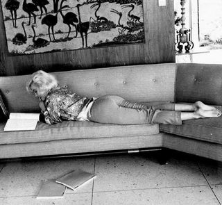 Marilyn Monroe feet photo thumbnail