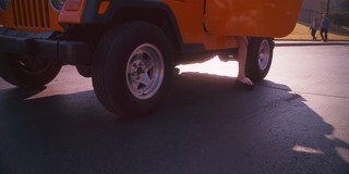 Emma Roberts feet photo thumbnail