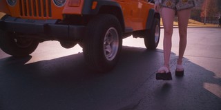 Emma Roberts feet photo thumbnail