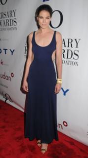 Michelle Monaghan feet photo thumbnail