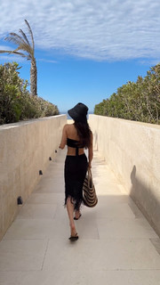 Jamie Chung feet photo thumbnail