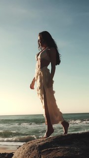 Jade Picon feet photo thumbnail