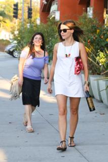Sophia Bush feet photo thumbnail