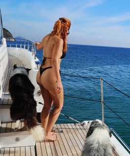Giovanna Lancellotti feet photo thumbnail