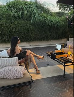Haifa Wehbe feet photo thumbnail