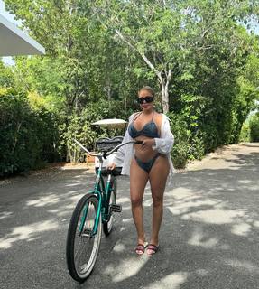Larsa Pippen feet photo thumbnail