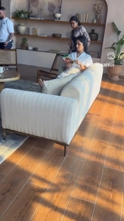 Katrina Kaif feet photo thumbnail