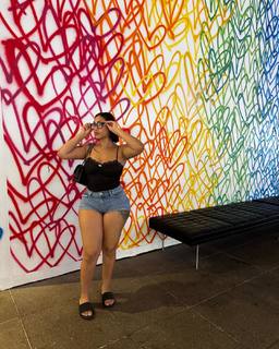 Queen Naija feet photo thumbnail