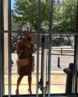 Adrienne Houghton feet photo thumbnail