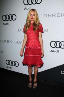 Cat Deeley feet photo thumbnail