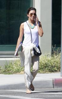 Eva Longoria feet photo thumbnail
