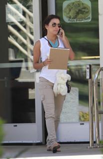 Eva Longoria feet photo thumbnail