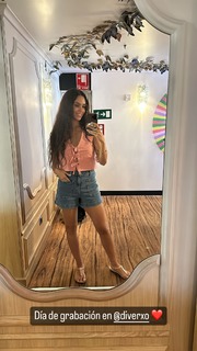 Cristina Pedroche feet photo thumbnail