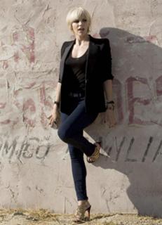 Katharine McPhee feet photo thumbnail