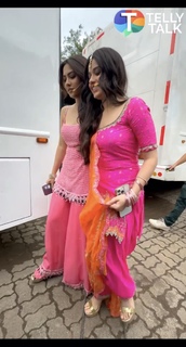 Jannat Zubair Rahmani feet photo thumbnail