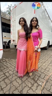 Jannat Zubair Rahmani feet photo thumbnail