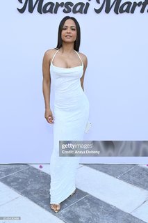 Christina Milian feet photo thumbnail