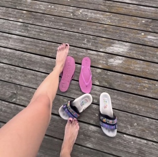 Marta Wierzbicka feet photo thumbnail