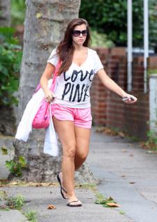 Imogen Thomas feet photo thumbnail
