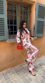 Haifa Wehbe feet photo thumbnail