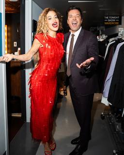 Rita Ora feet photo thumbnail