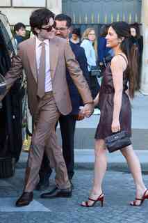 Olivia Munn feet photo thumbnail