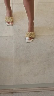 Anitta feet photo thumbnail