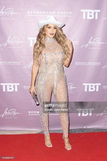 Larsa Pippen feet photo thumbnail