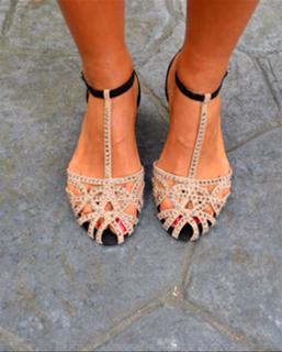 Paula Echevarría feet photo thumbnail