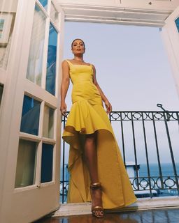 Juliana Paes feet photo thumbnail