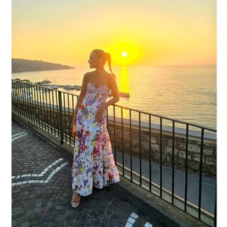 Paula Echevarría feet photo thumbnail