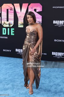 Tiffany Haddish feet photo thumbnail
