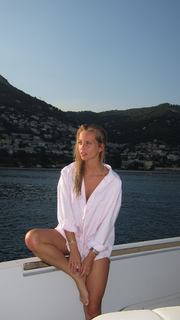 Margarida Corceiro feet photo thumbnail