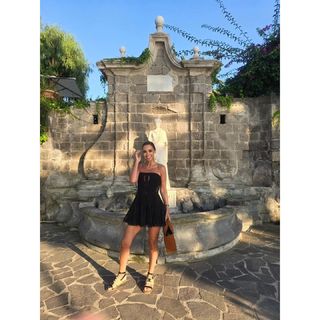 Paula Echevarría feet photo thumbnail