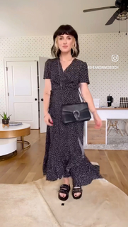 Shenae Grimes-Beech feet photo thumbnail