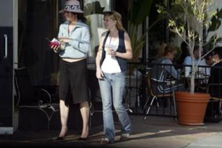 Kirsten Dunst feet photo thumbnail