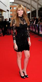 Mischa Barton feet photo thumbnail