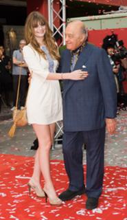 Mischa Barton feet photo thumbnail