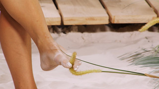 Diana Naborskaya feet photo thumbnail